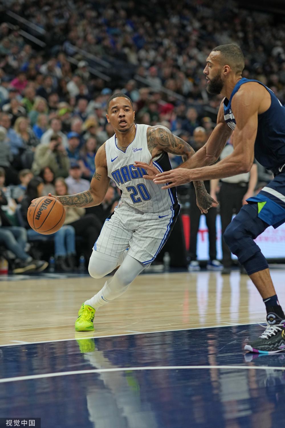 让少年球员 让少年球员