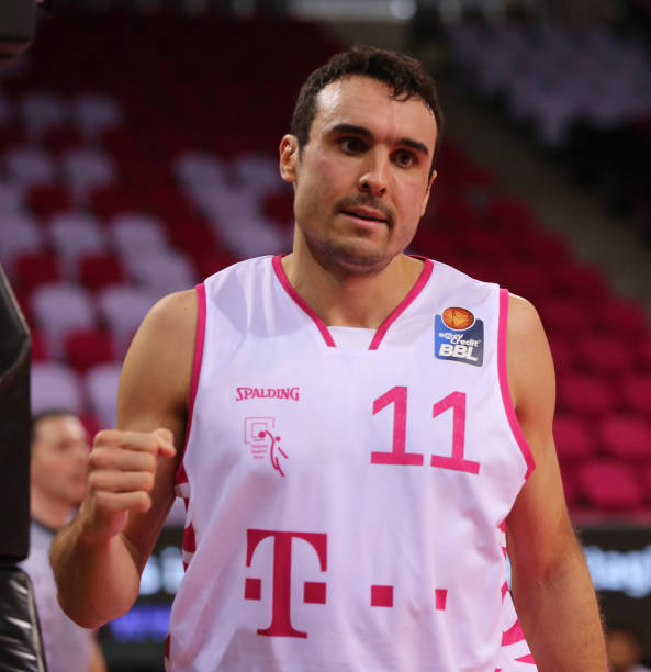 虽然身高和 虽然身高和