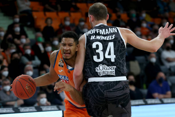 肃考虑自己 肃考虑自己